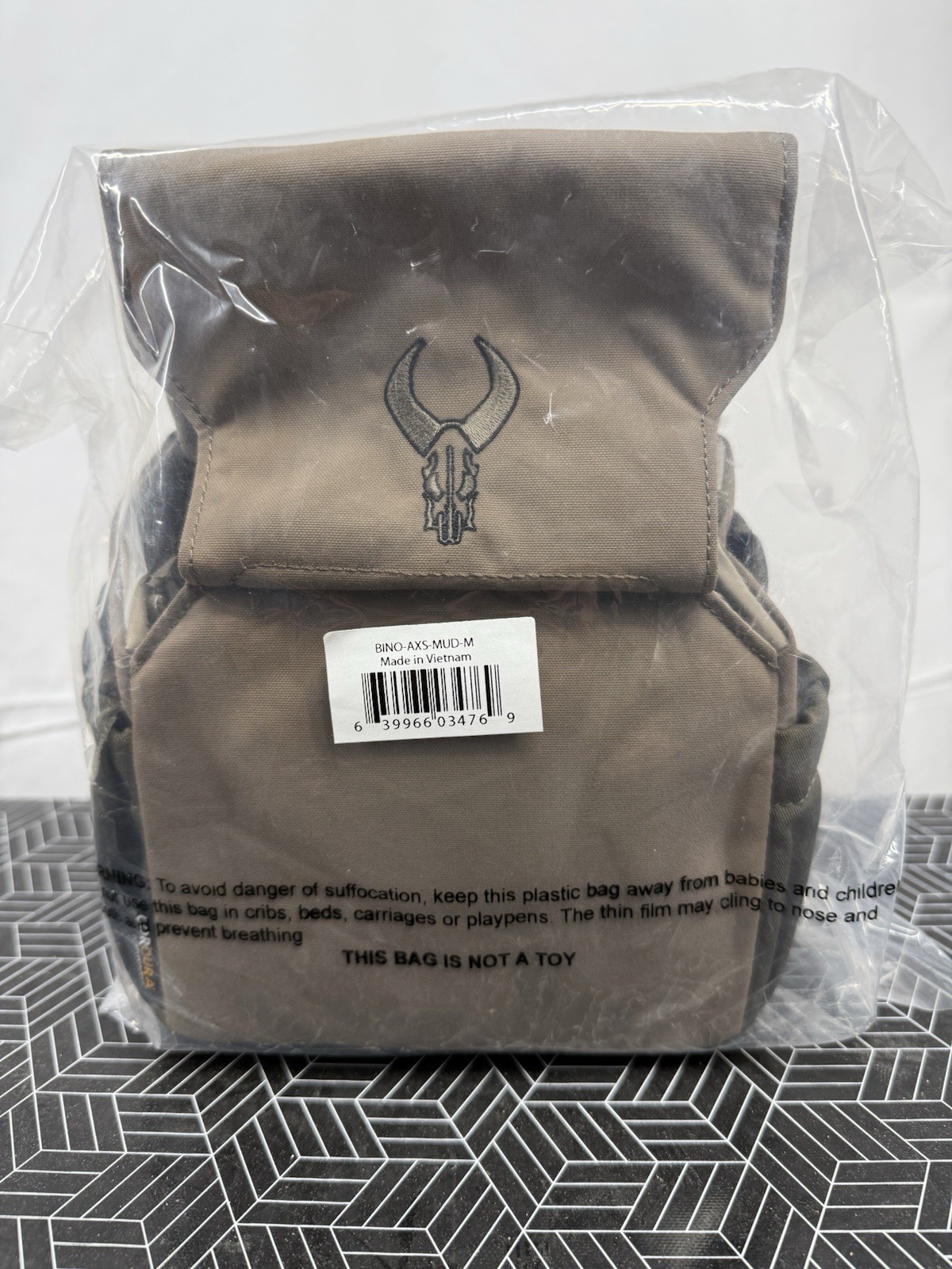 Badlands Bino AXS Binoculars Chest Harness Case - Mud (Tan) - MEDIUM