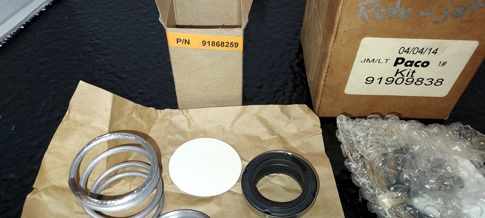 PACO Shaft Seal Kit 91909838 "Open Box"
