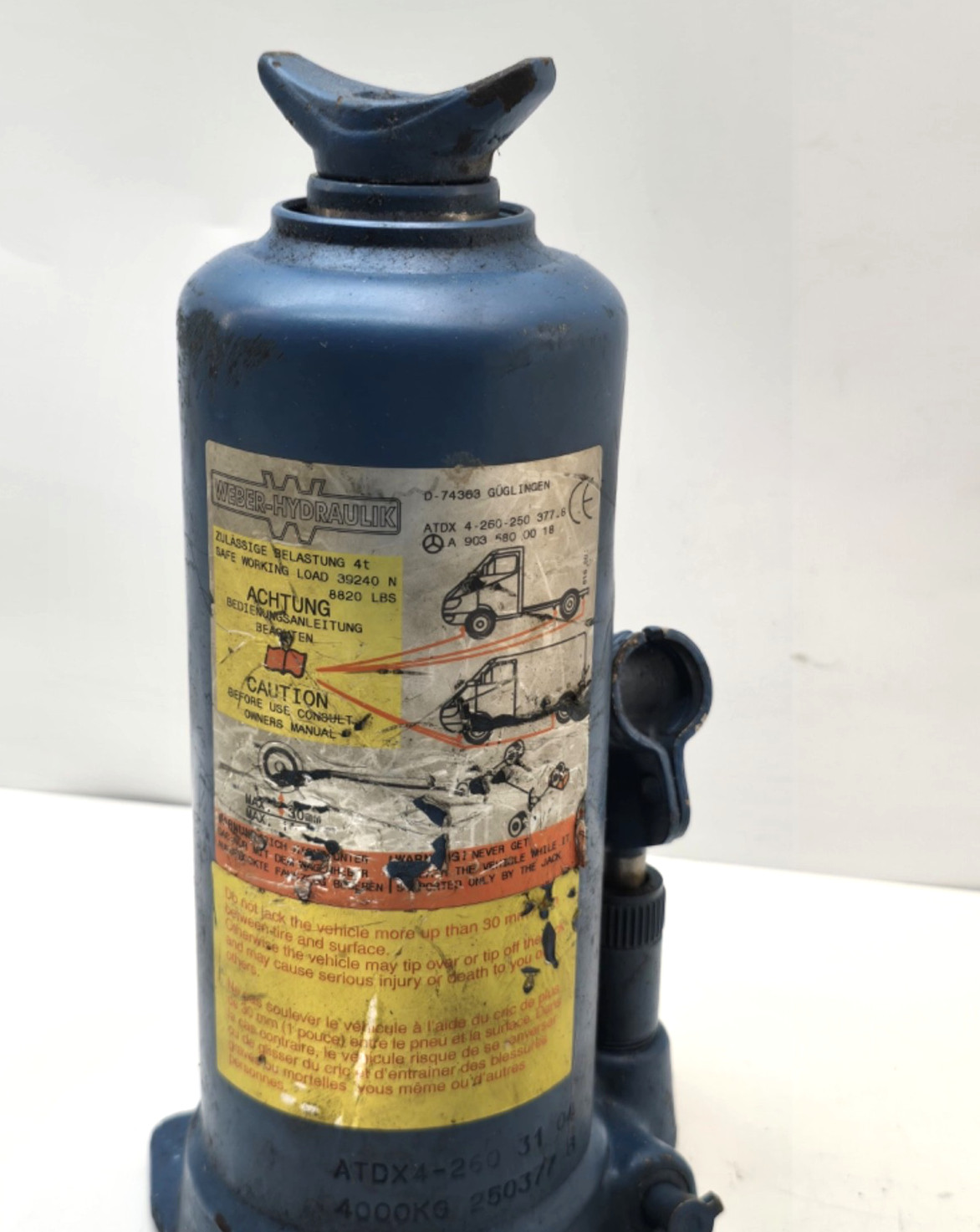 Mercedes Sprinter 2500 2012-2014 Bottle Jack and Tools A9035800018 OEM