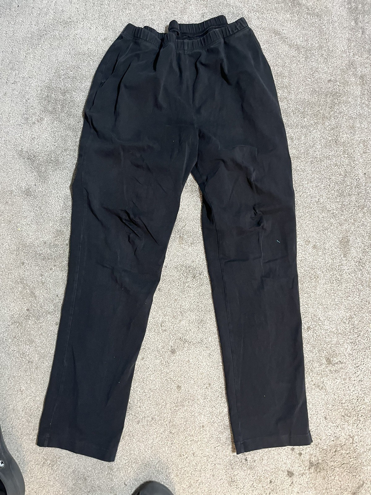 LL Bean Perfect Fit Tapered Leg Black Stretch Pocket Pants 252077 Women L M/Tall