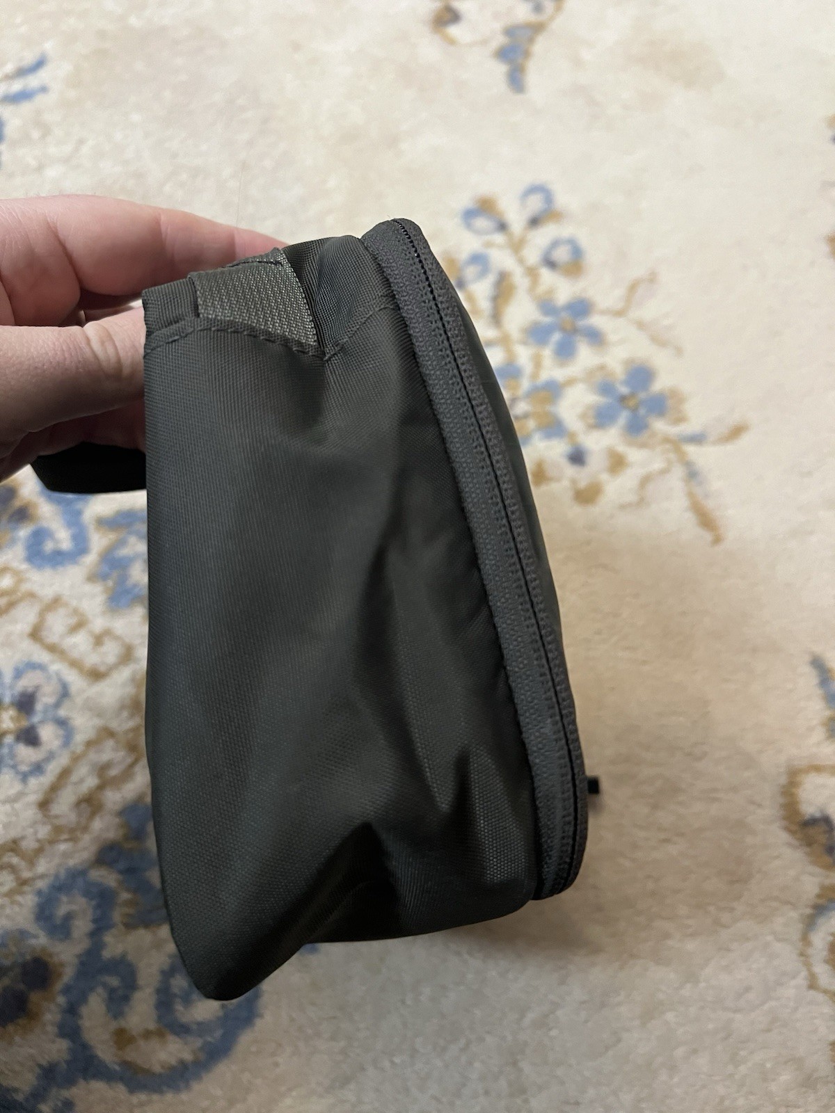 RARE Green The North Face Base Camp Voyager Unisex Toiletry Kit Bag Travel Hike