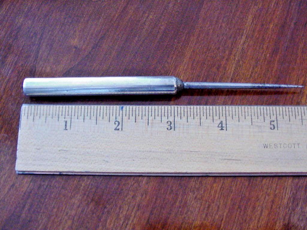 VINTAGE LEONORE DOSKOW DESIGNER ICE PICK HANDMADE 925 STERLING SILVER