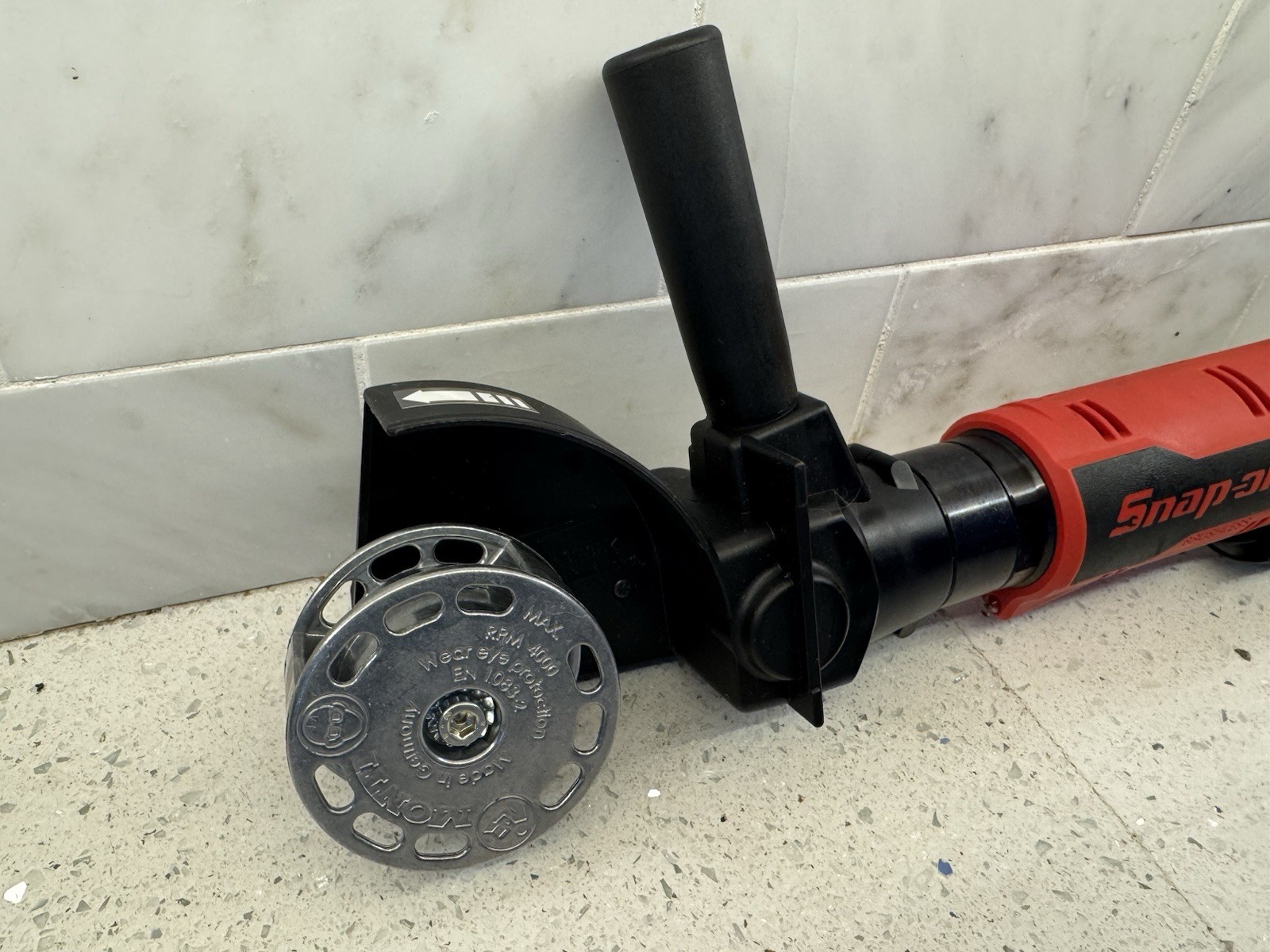 NEW Snap-on CTCRUD861DB 14.4V Lithium Ion Cordless Crud Thug Removal - Tool Only
