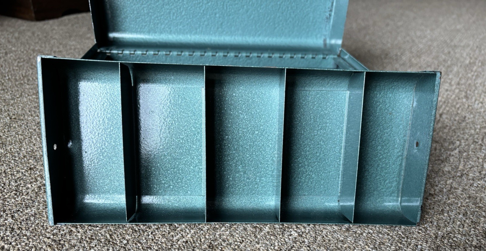 Vintage Green Metal Wards Master Quality 5 Drawer Tackle Box/Cash, Change Tray