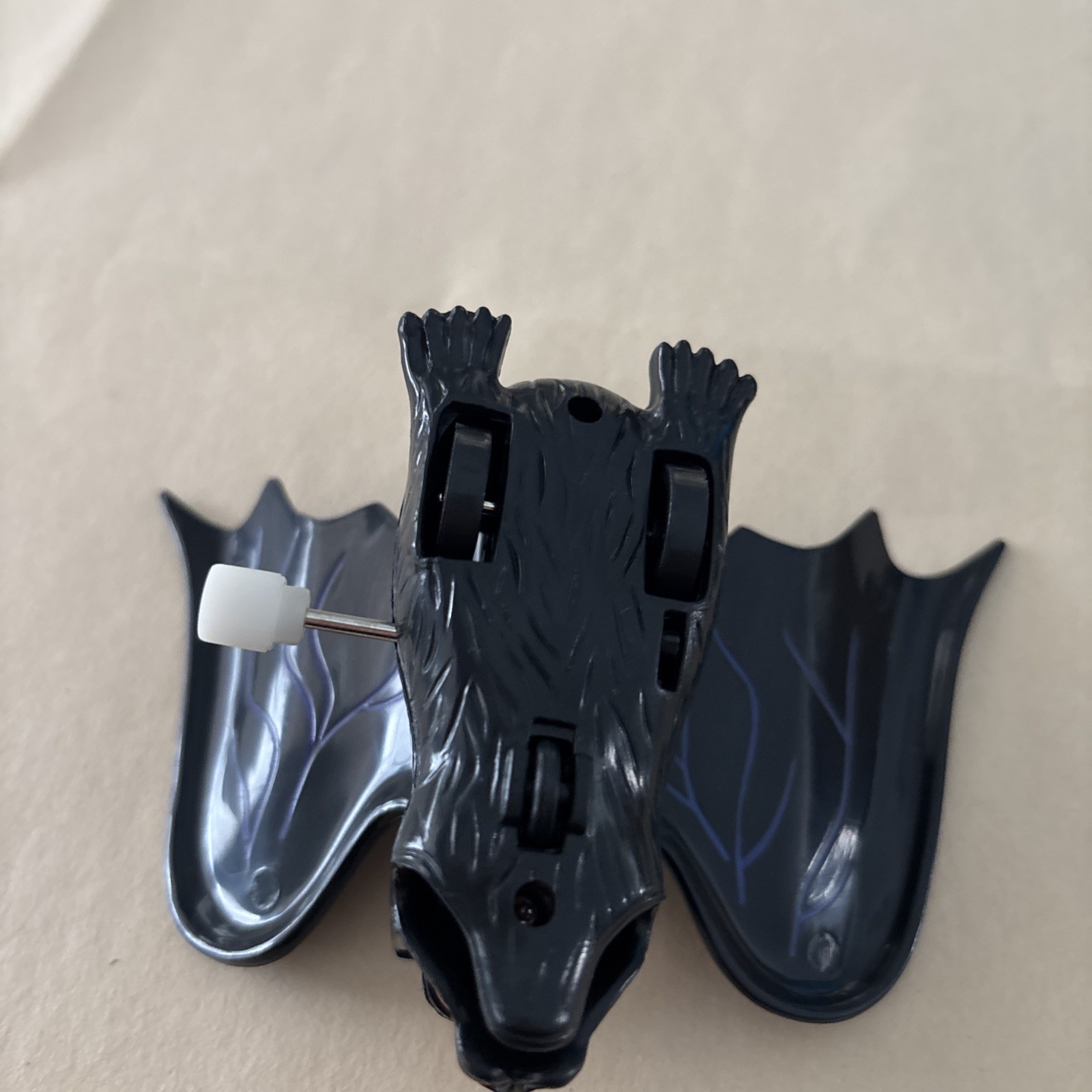 Wind Up Bat Wings Flap And Rolls Tested Works