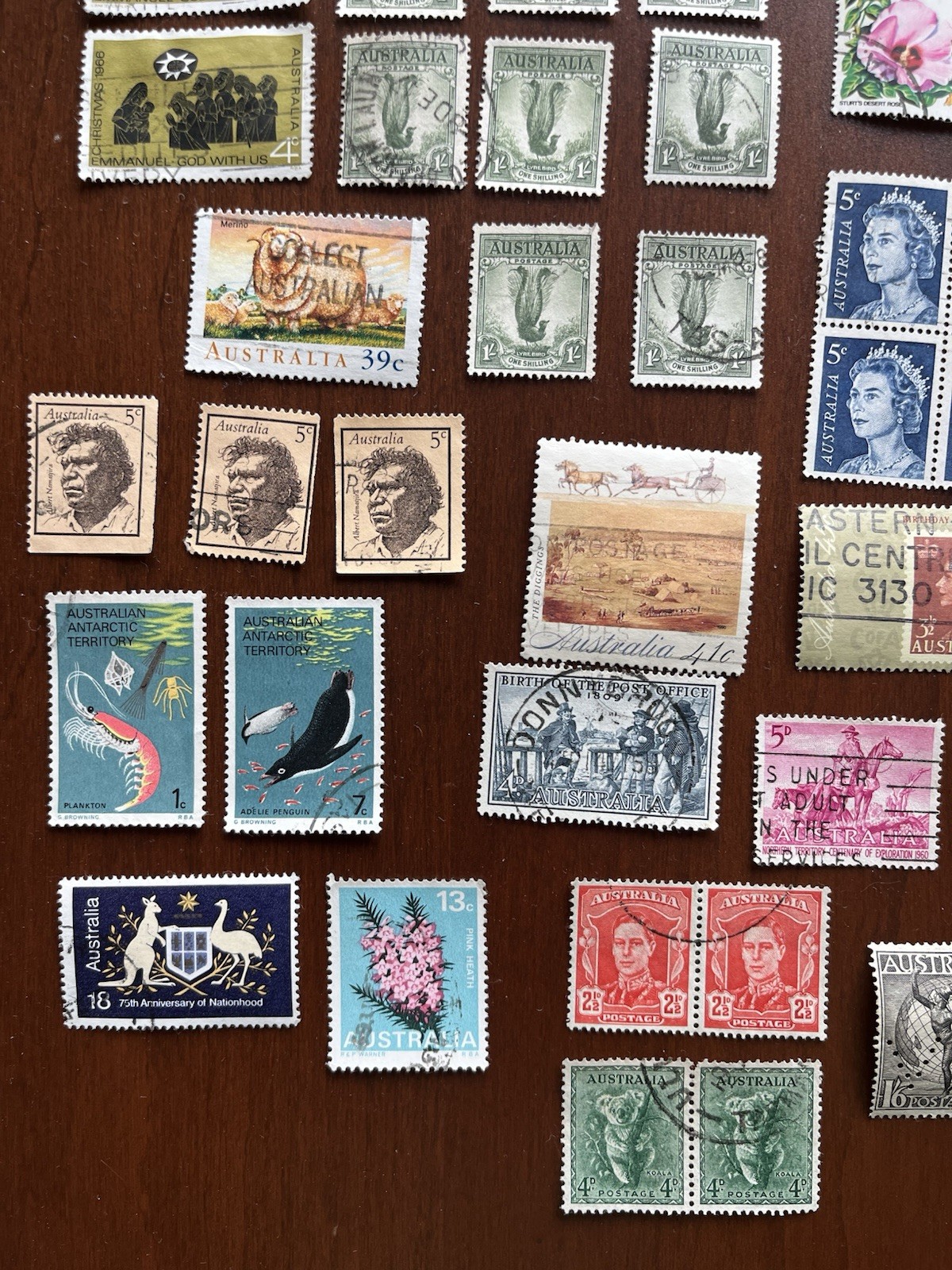 AUSTRALIA Vintage Stamp LOT of 50 Stamps Used