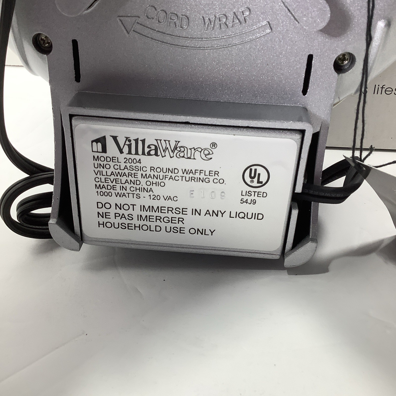 VillaWare Model 2004 Uno Classic Round Chrome Thin Waffler Maker NEW! In Box