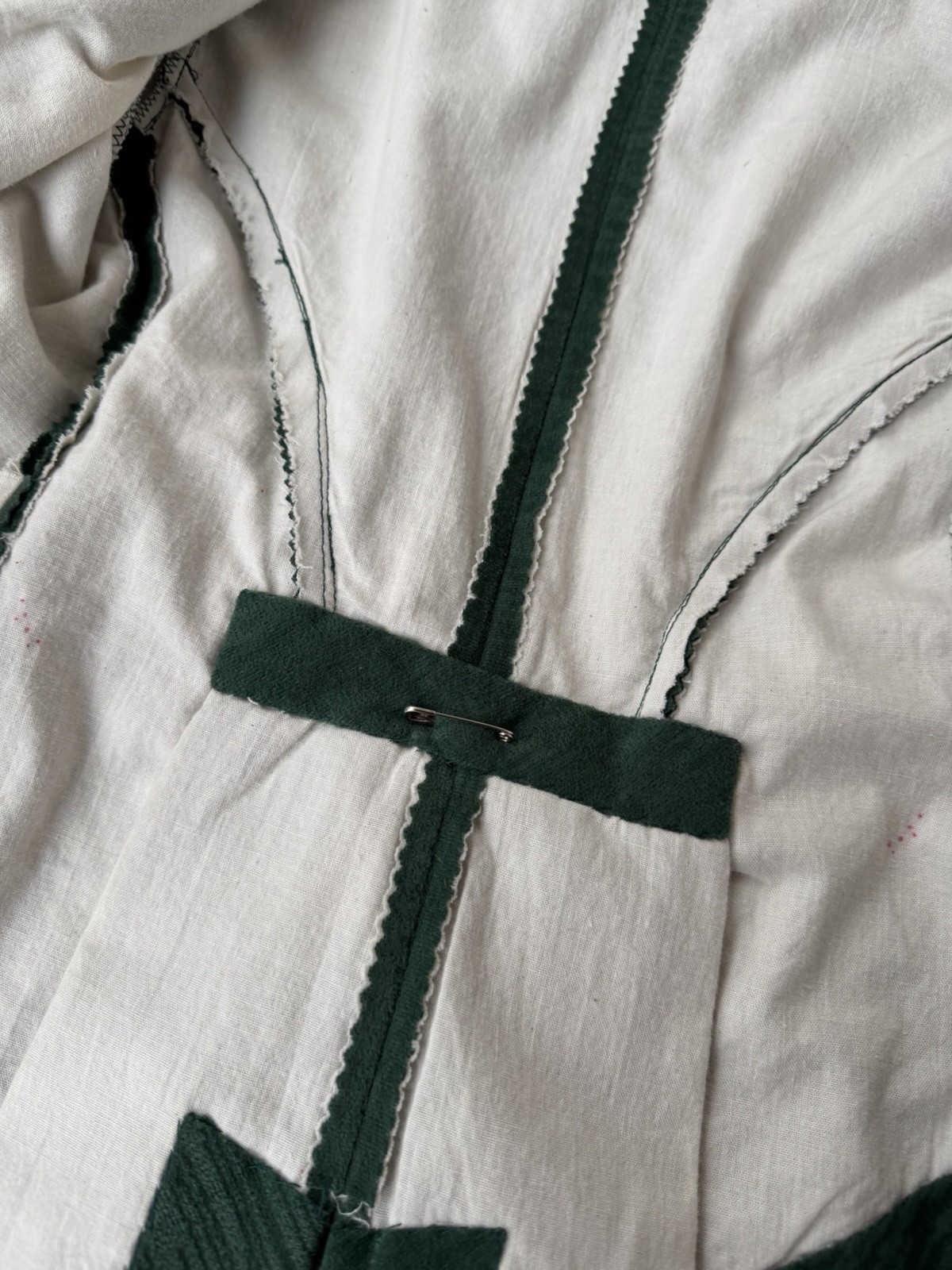 Victorian Christmas Costume 3-Piece Dickens Caroler Dress Bodice Skirt Set