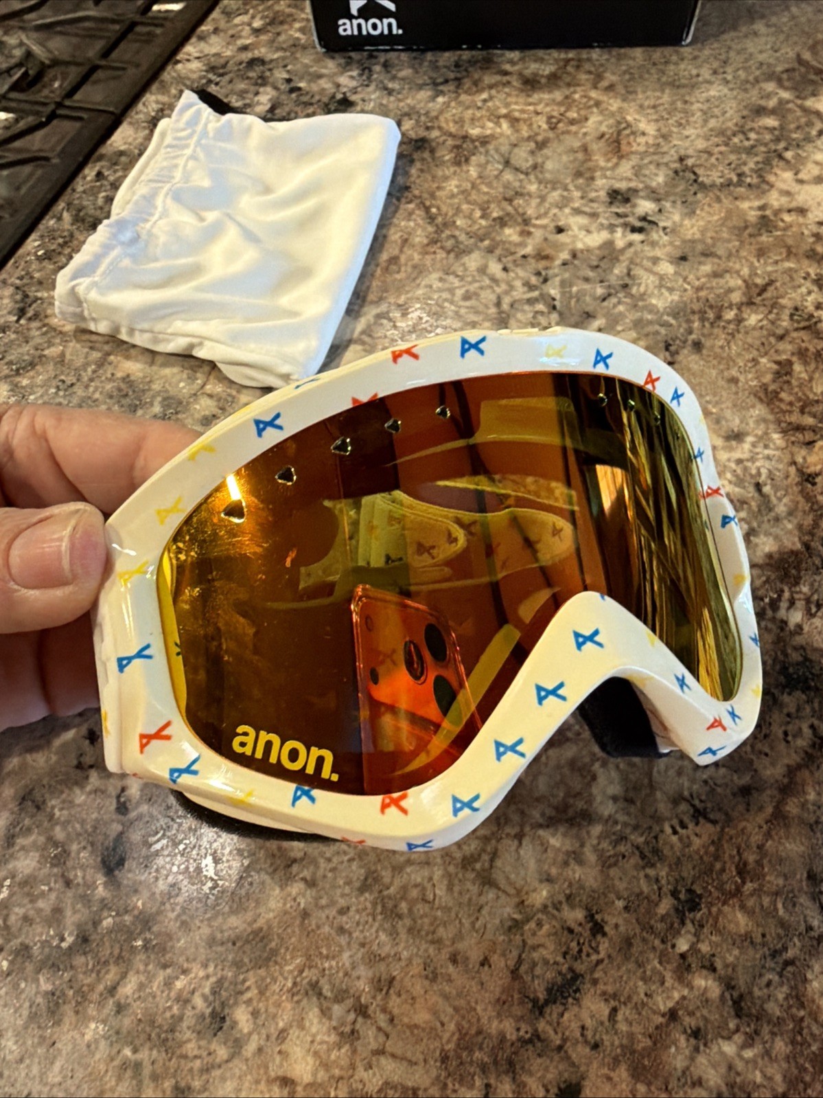 Anon Majestic Women's Ski Goggle White Hydro Multi Color DEAD STOCK NIB UglyBox