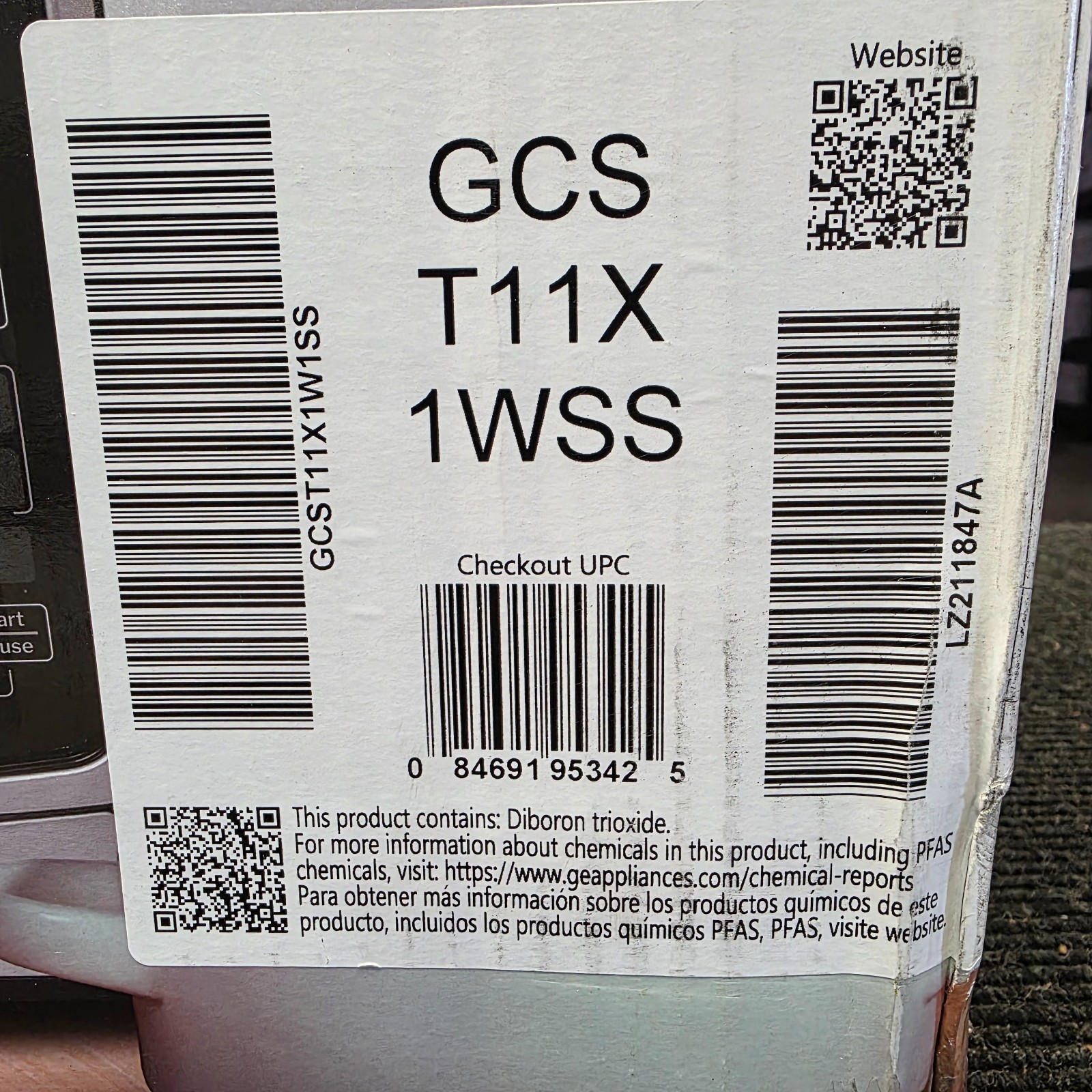 GE 1.1 Cu. Ft. Capacity Countertop Microwave Oven | GCST11X1WSS