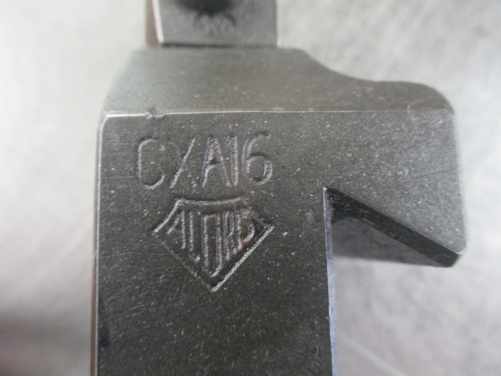 USED Aloris CXA-16 Double End Indexable Turning Quick Change Lathe Tool Holder