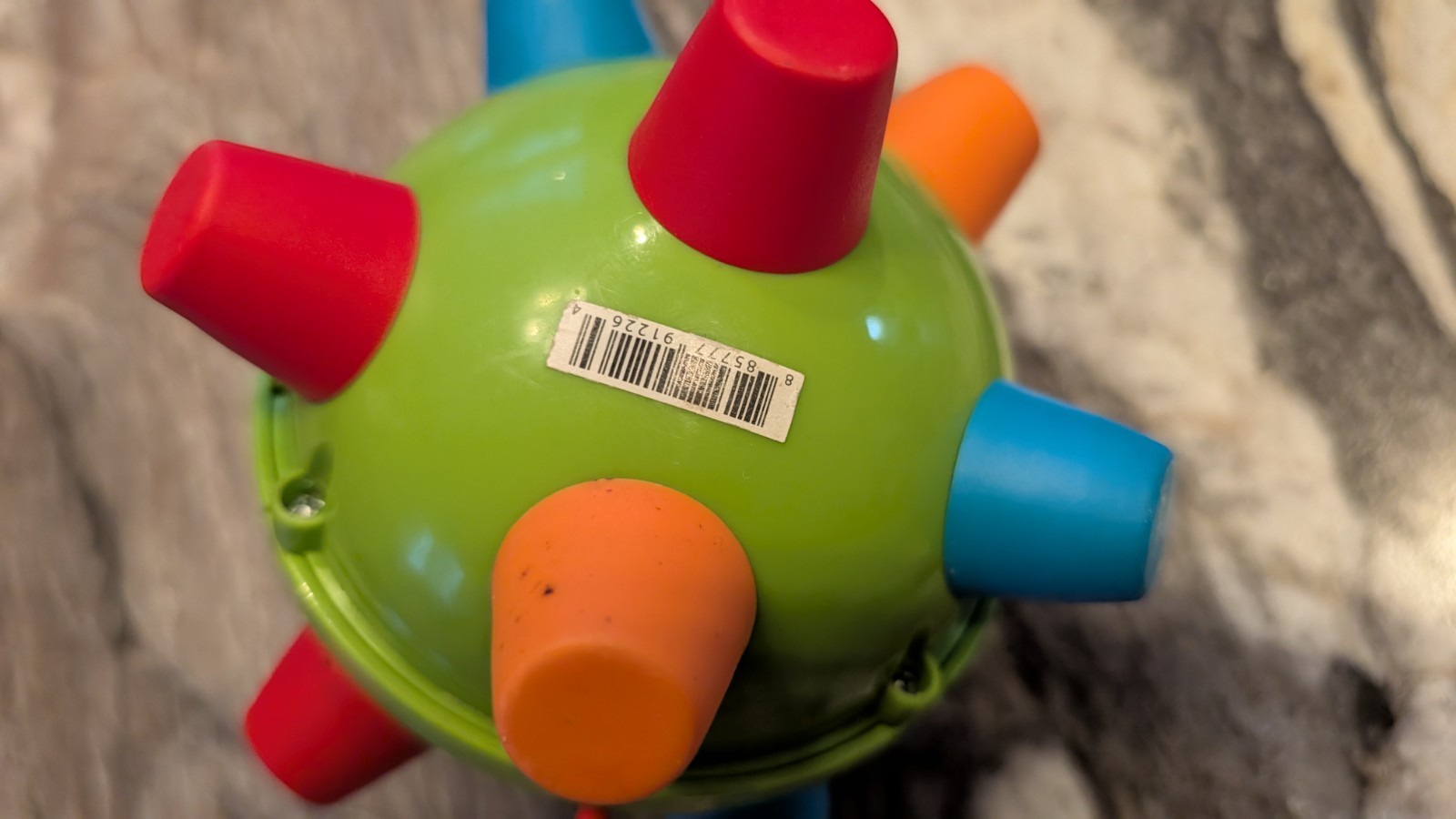 Spark Bumble Ball Vibrating Bouncing Ball Kids 90s Toy Rumble Ball Green