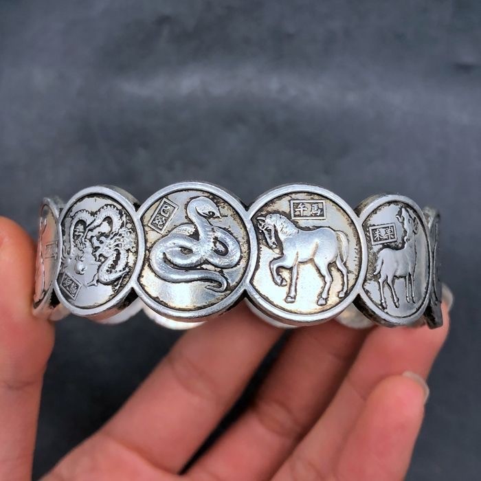 Old Chinese silver etched bracelet Handmade silver animal bracelet twelve zodiac