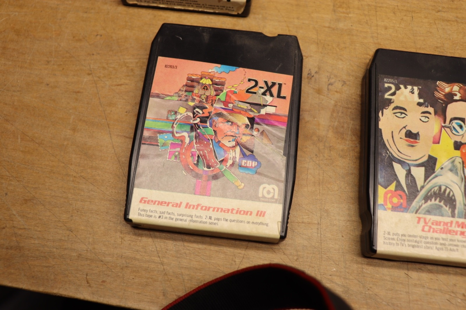 Vintage Mego 1978 2-XL Robot Toy 8 Track Player & 5 Cartridges