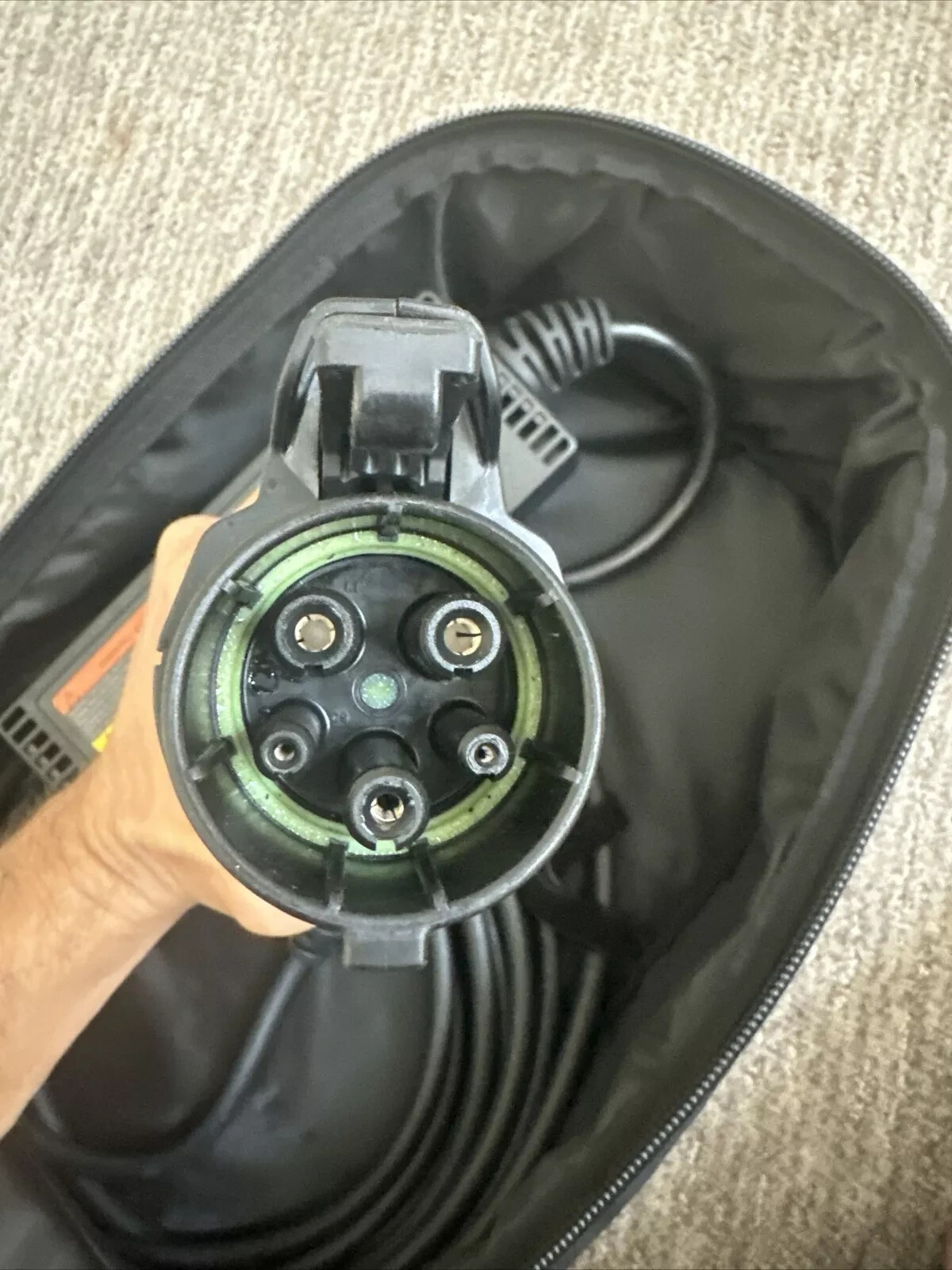 2023 Jeep EV Charger Wrangler Rubicon Willys 4XE Grand Cherokee charging PHEV