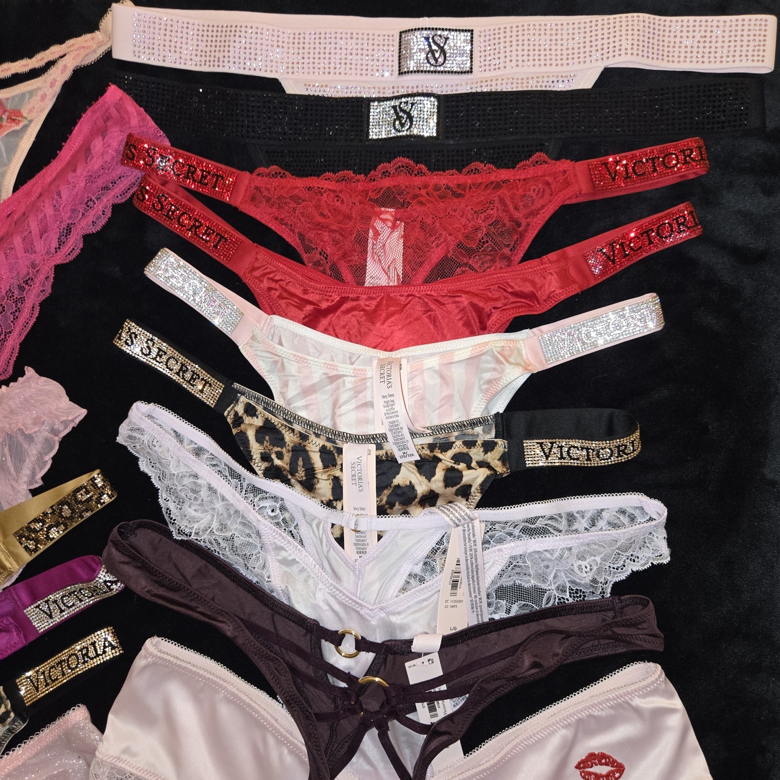 New! Victoria's Secret Mixed Panty Bundle❤️ Newest Styles Only🩷 XS-XL💕💕❣️❤️❤️