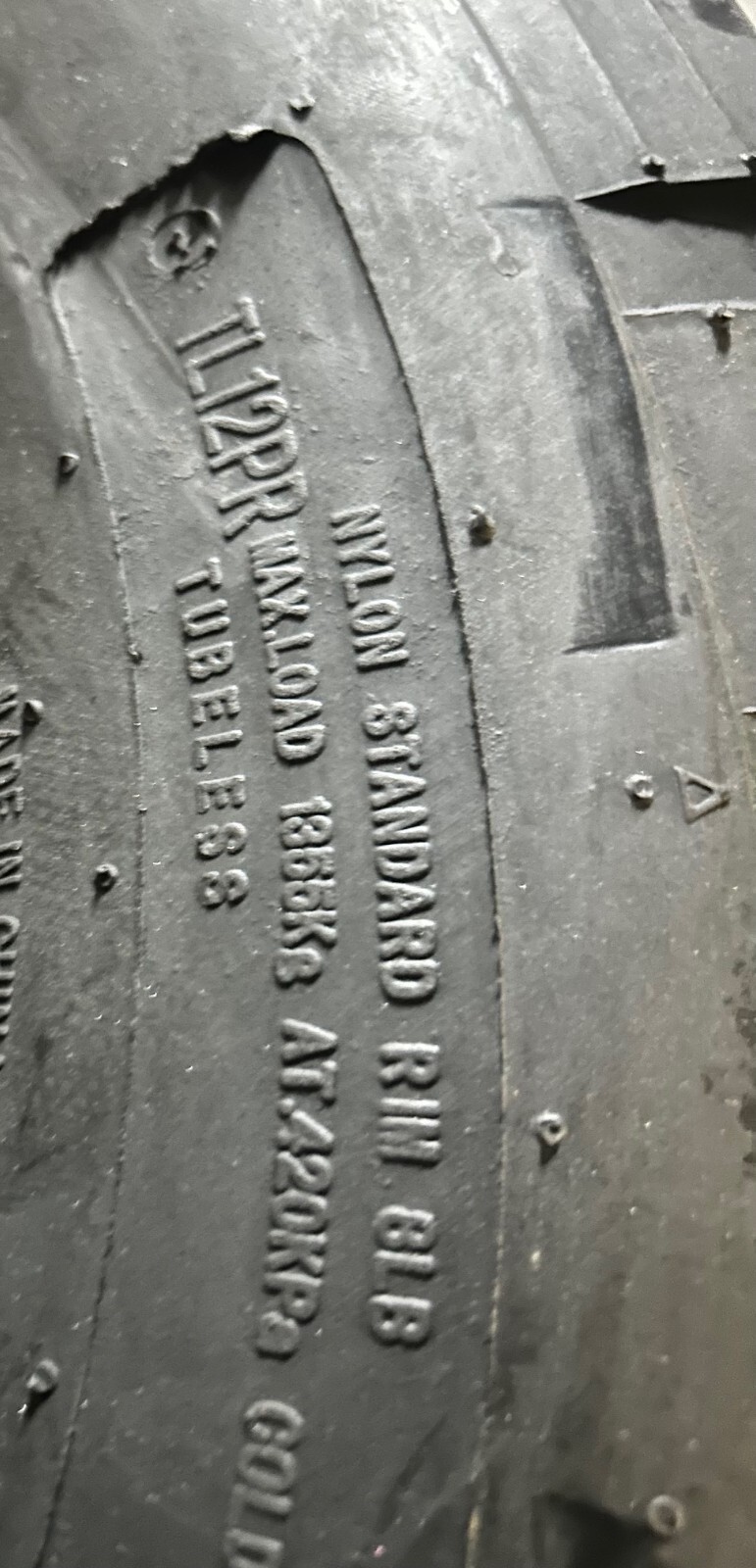 11L-15 12 PLY Road Crew F3 BACKHOE FRONT TIRE 11Lx15, Backhoe HD 11-L15 11L15