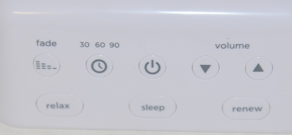 Sharper Image 1520023 Digital Tranquility Sound Soother 12 Relaxing Recordings