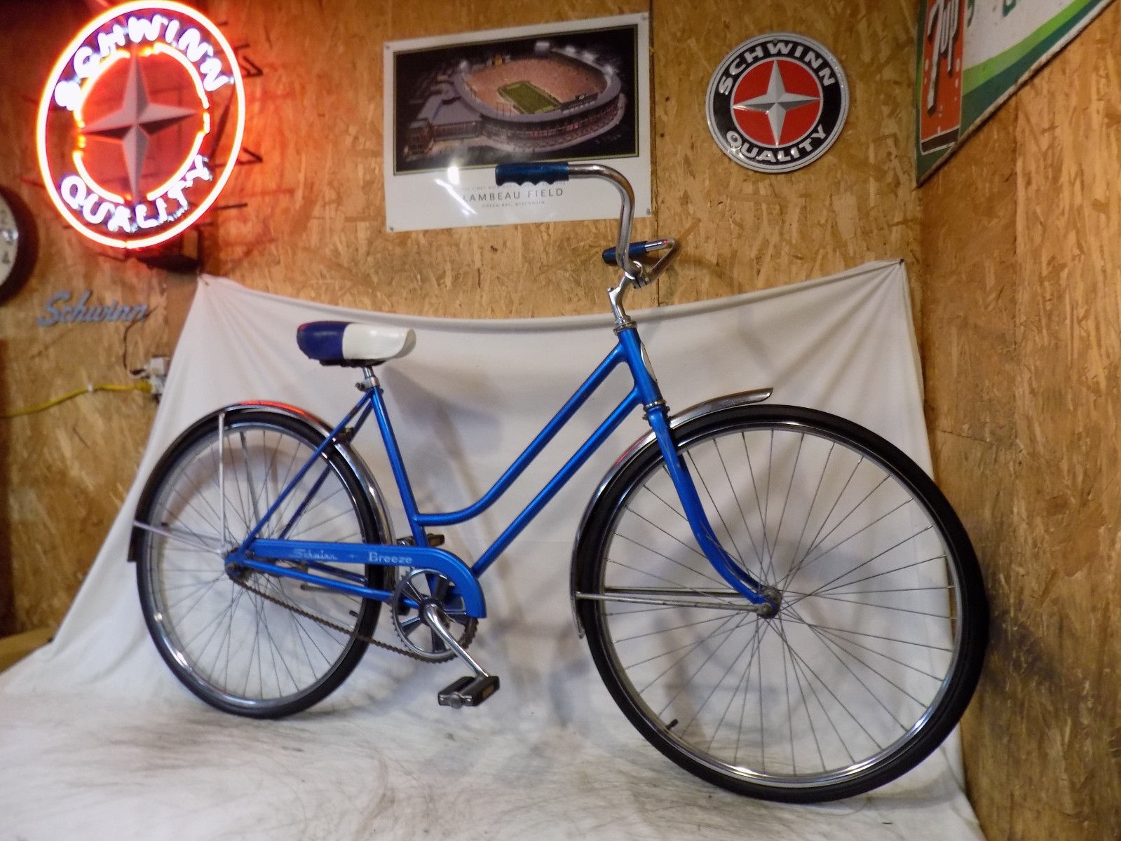 1971 SCHWINN BREEZE VINTAGE ROAD CRUISER BICYCLE COLLEGIATE RACER HOLLYWOOD