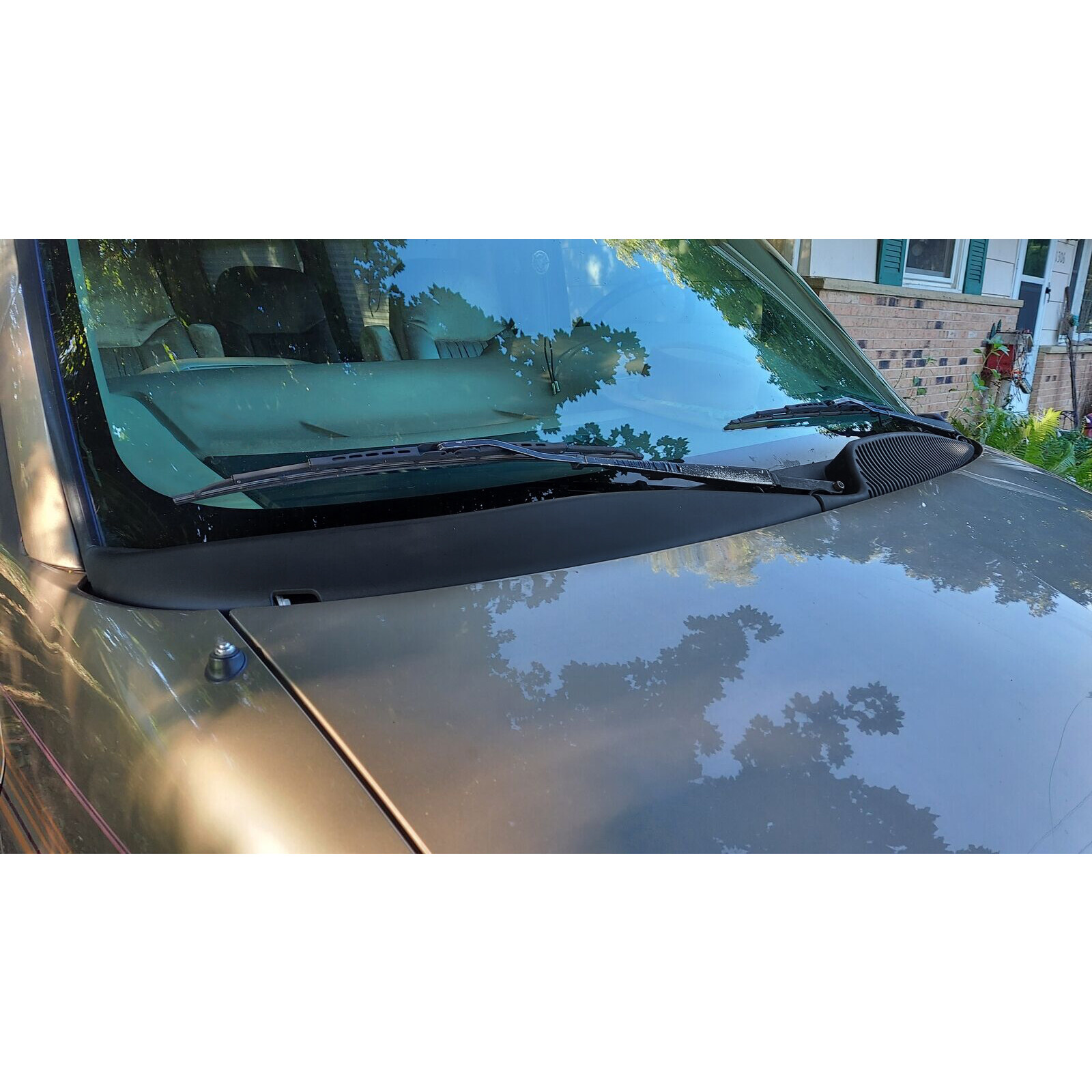 Driver&Passenger Side Windshield Wiper Motor Cowl Cover For 96-17 Chevrolet GMC