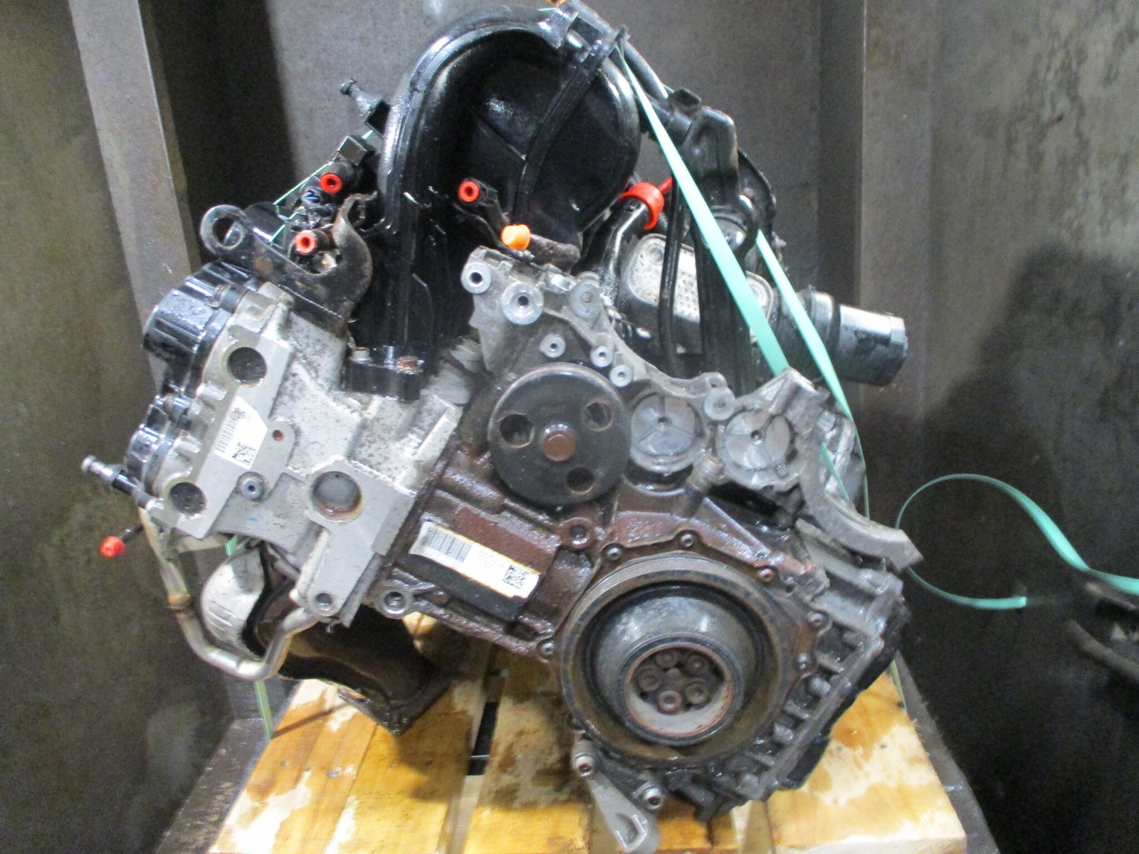 Volkswagen VW Beetle Golf Jetta Passat 2.5L Engine Motor CBUA OEM