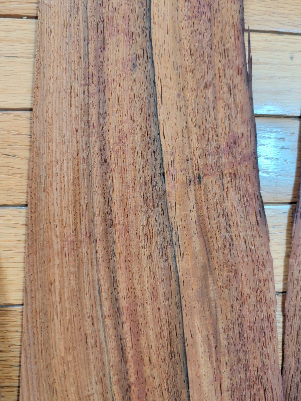 4 pcs San Domingo rosewood wood veneer 4 1/8" x 21" ea hole cracks 6" wi.