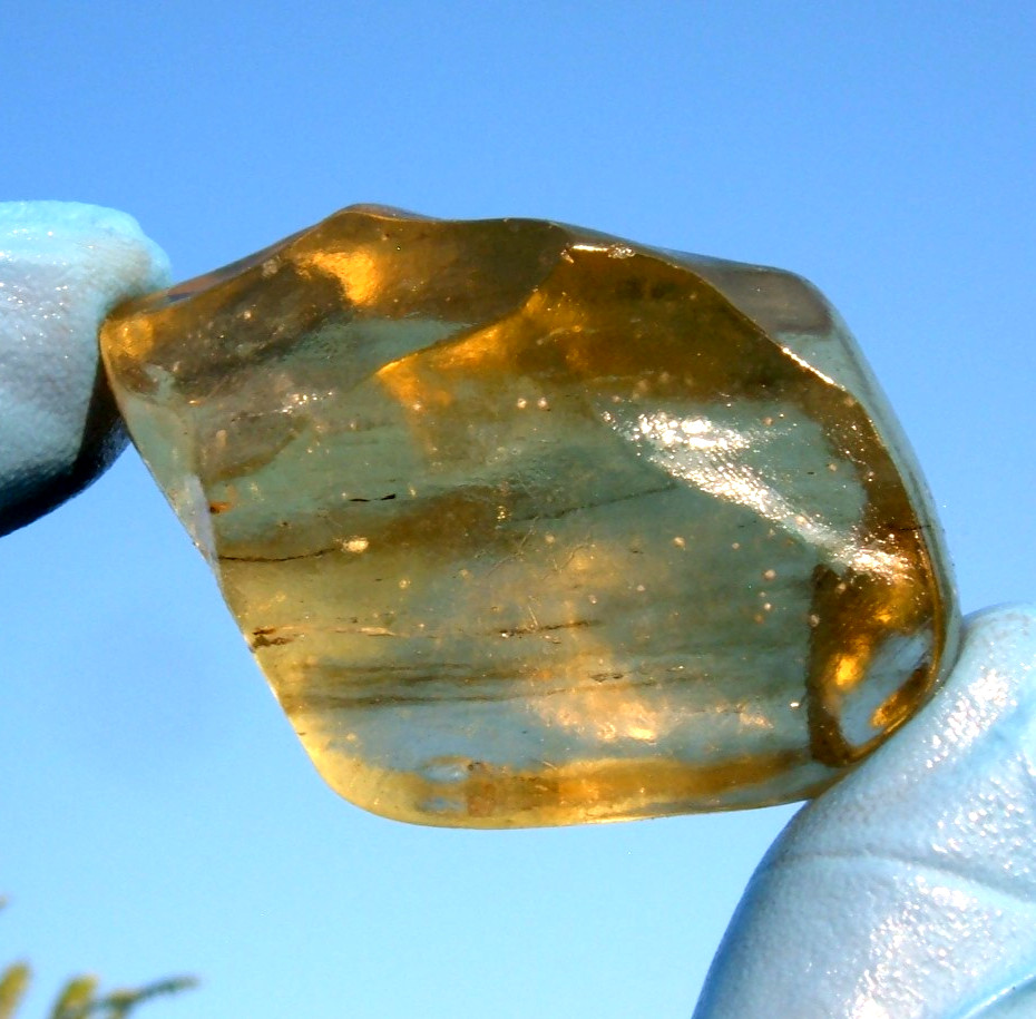 Libyan Desert Glass Meteorite Tektite impact specimen( 209 crt)Super GEM- AAAAA+