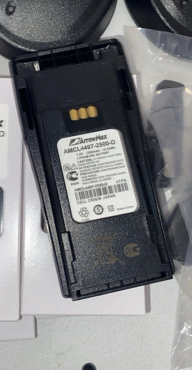 Refurbished Motorola CP200 16 Ch UHF 438-470 MHz Radio AAH50RDC9AA2AN B2