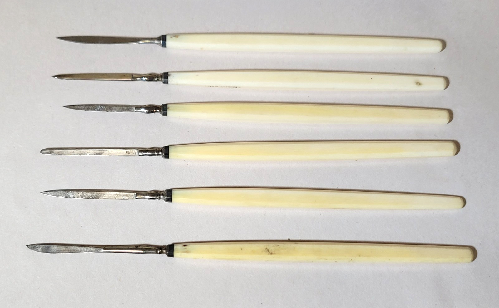 1870's S. Maw Son Thompson 6-Scalpel Surgical Set, Case Antique Medical Tools