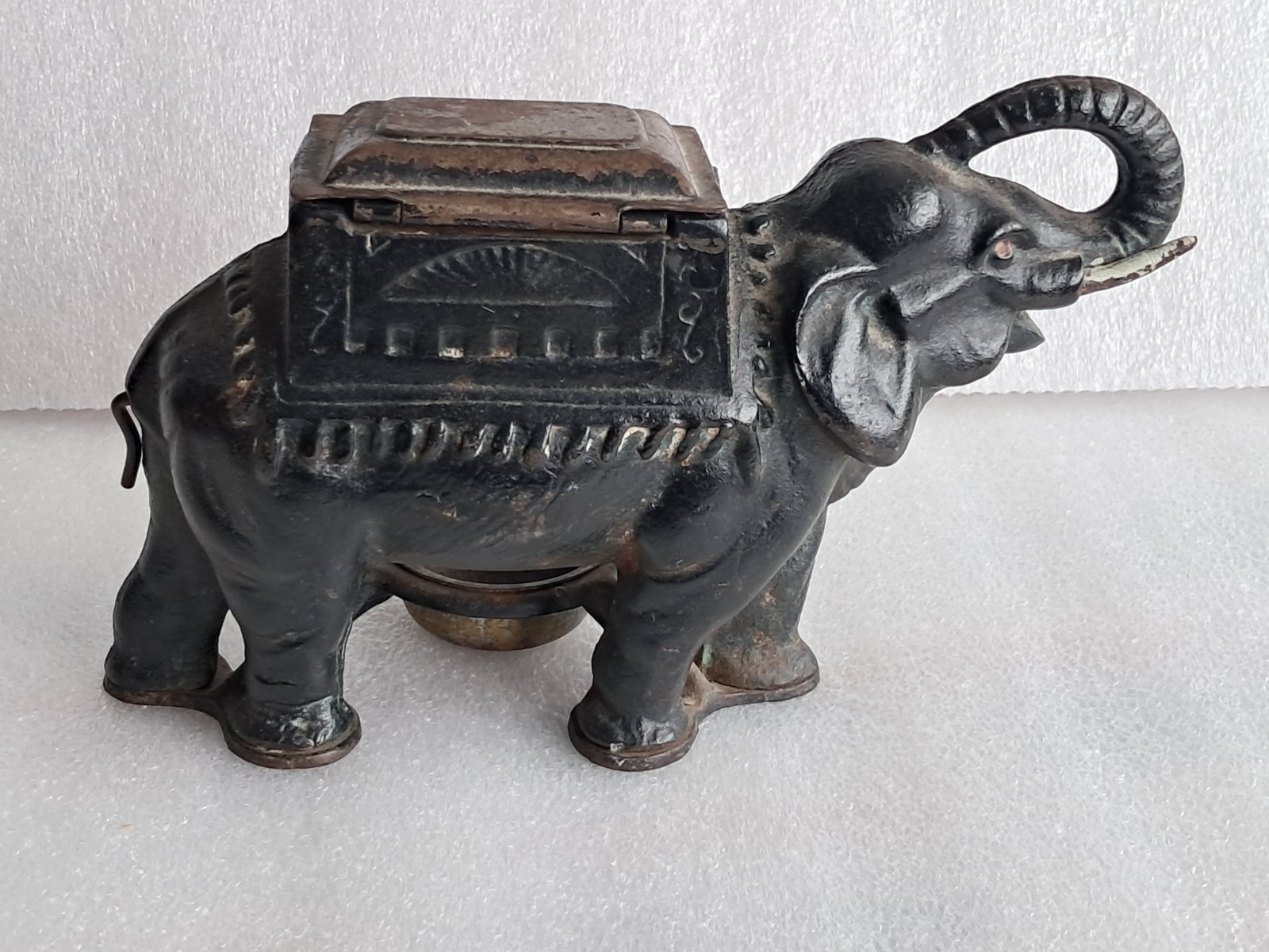 Vintage- Cast Iron Elephant Cigarette Roller Dispenser with Removable Ashtray