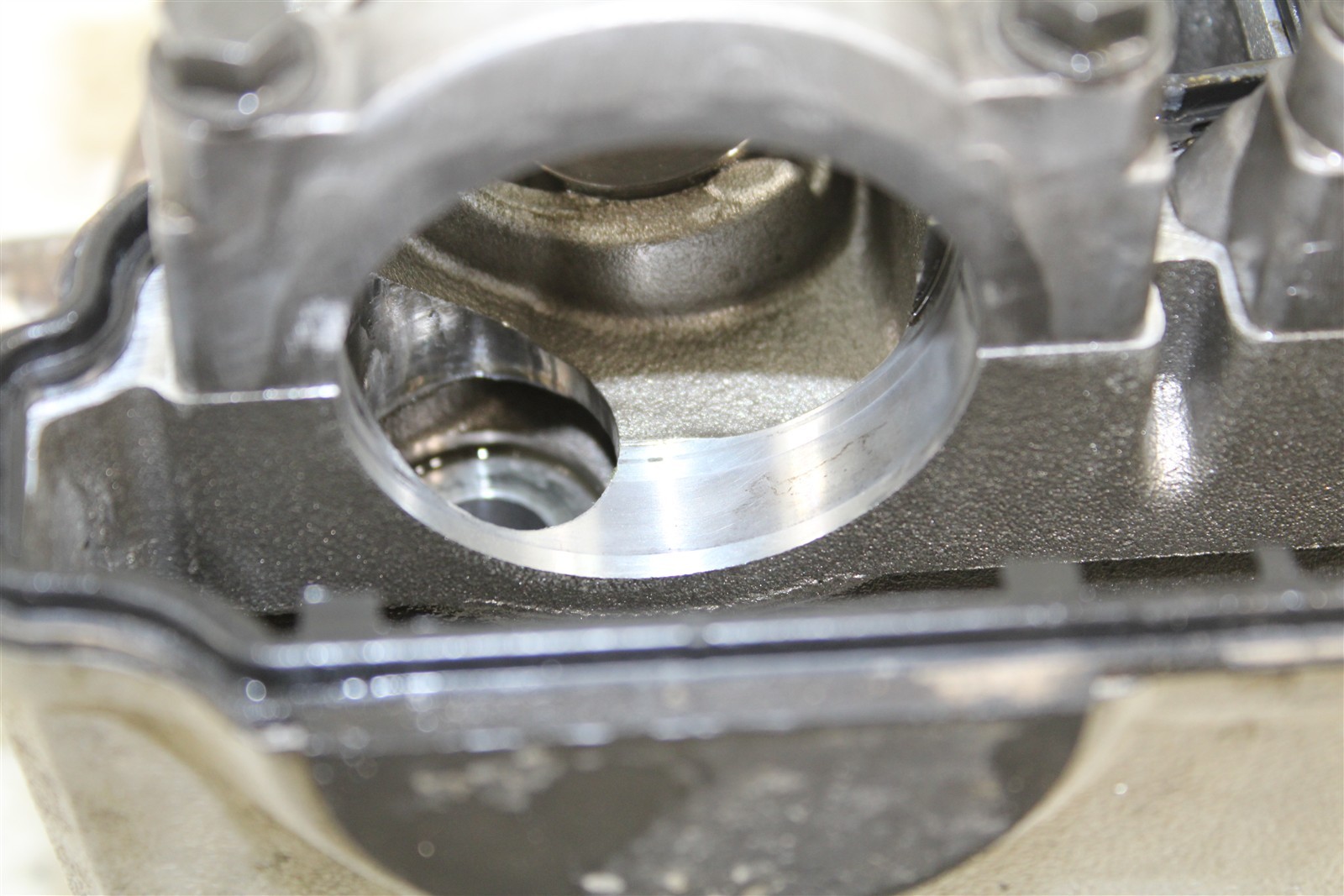 2004 Yamaha YFZ 450 Cylinder Head Valve Cover Intake Exhaust 50105