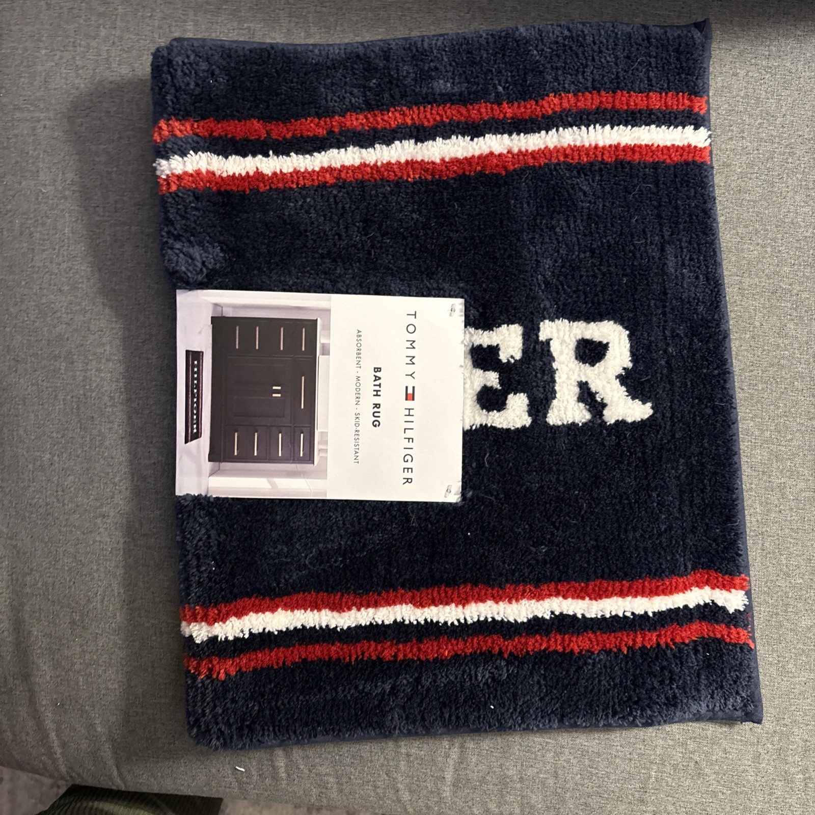 TOMMY HILFIGER Plush Bath Rug Mat 17" x 24" (Navy Blue) OEKO TEX New Bathroom