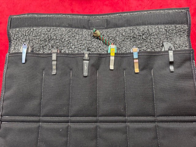 MAXPEDITION DODECAPOD 12 POCKET KNIFE CARRYING CASE, NEW WITH TAGS