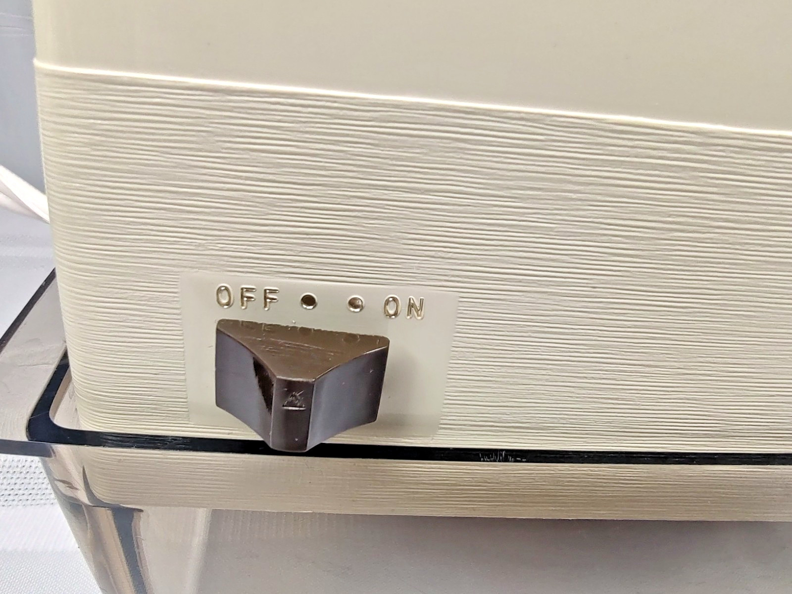 Oster Snowflake Countertop Ice Crusher 564A Coarse Fine Settings Tested Working