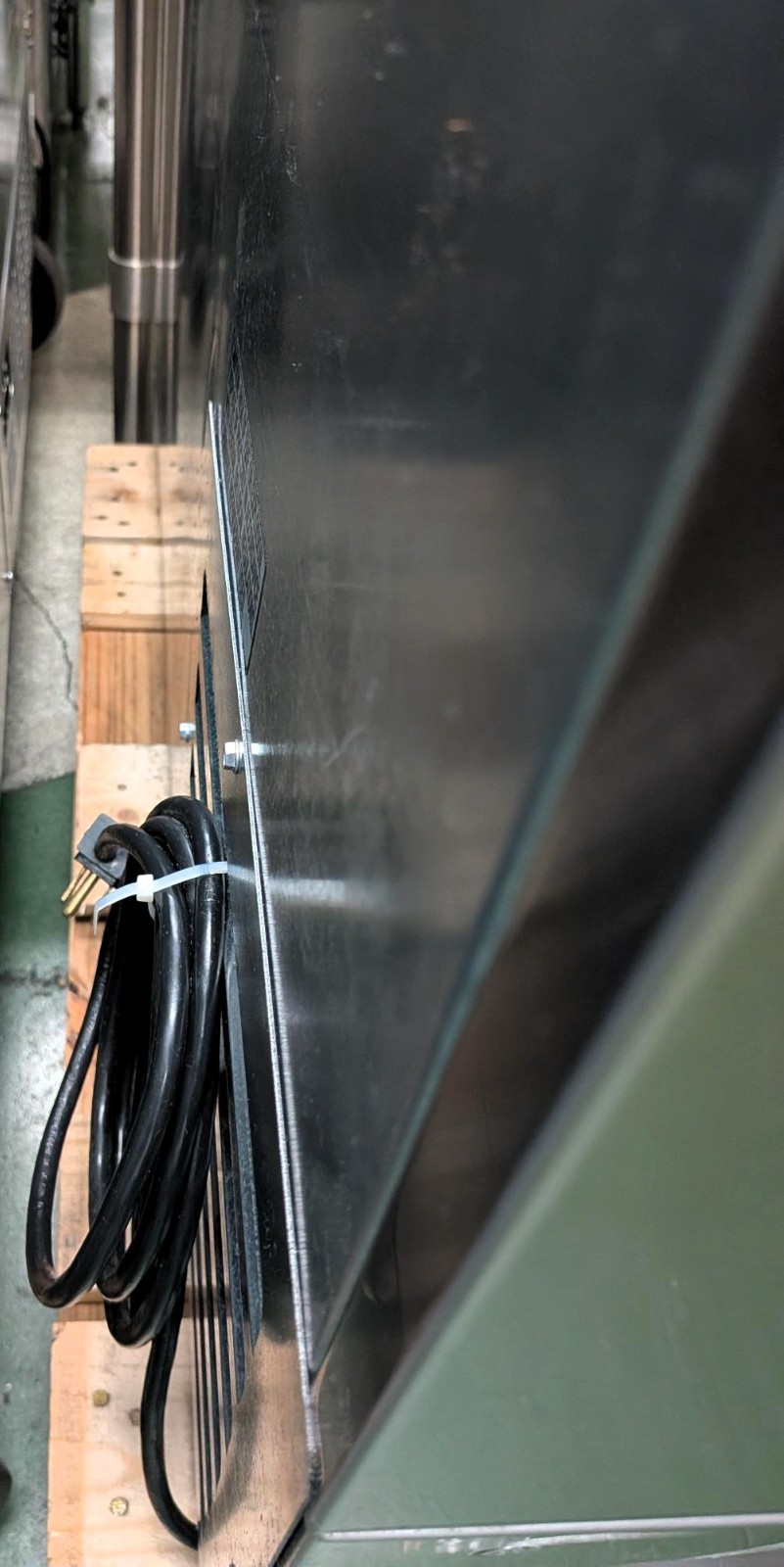 Krowne BC36-SS Bottle Cooler, Flat Top, 36 in. W x 24 in. D, Used