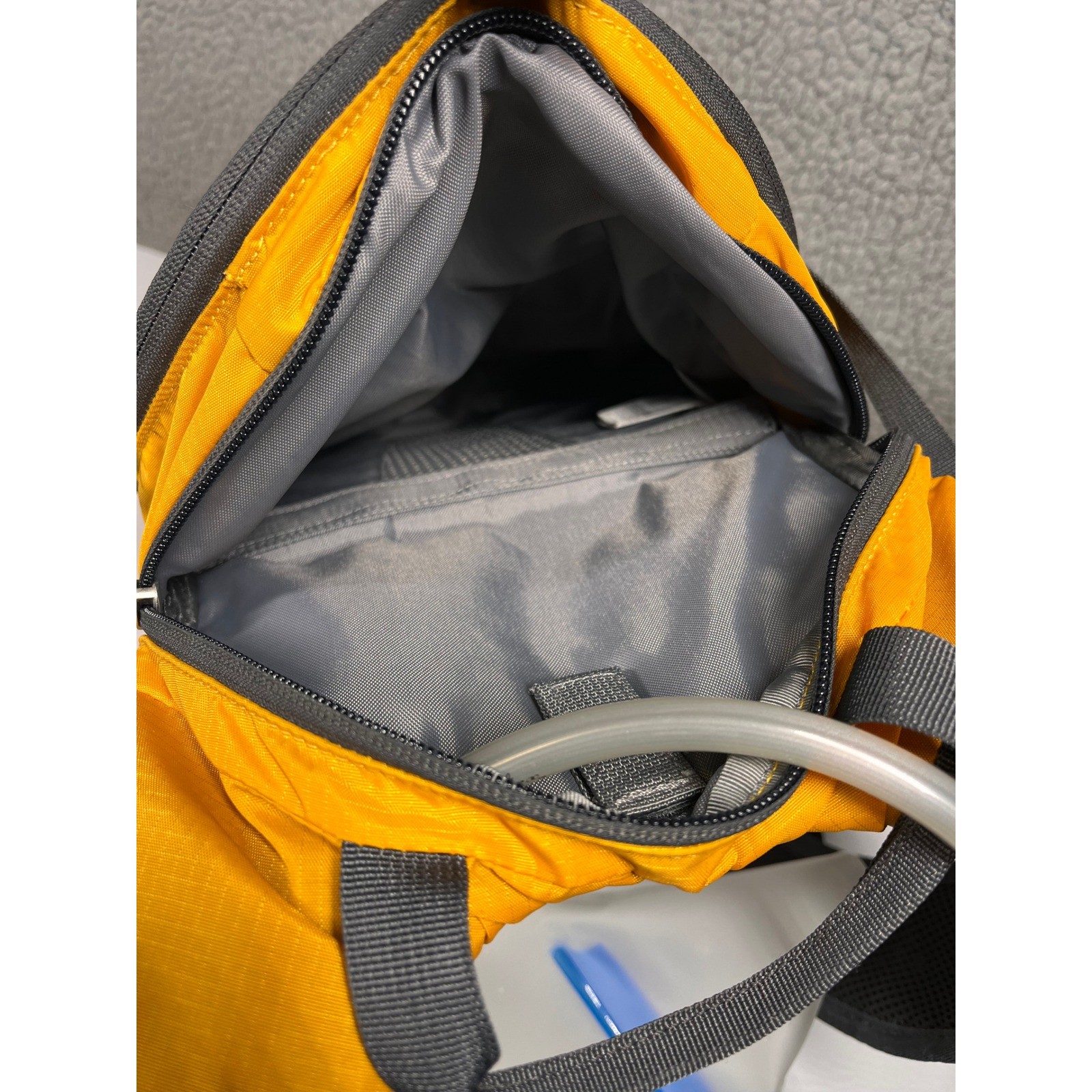 The North Face Torrent 8 Hydration Pack Backpack Orange Grey Hiking Daypack