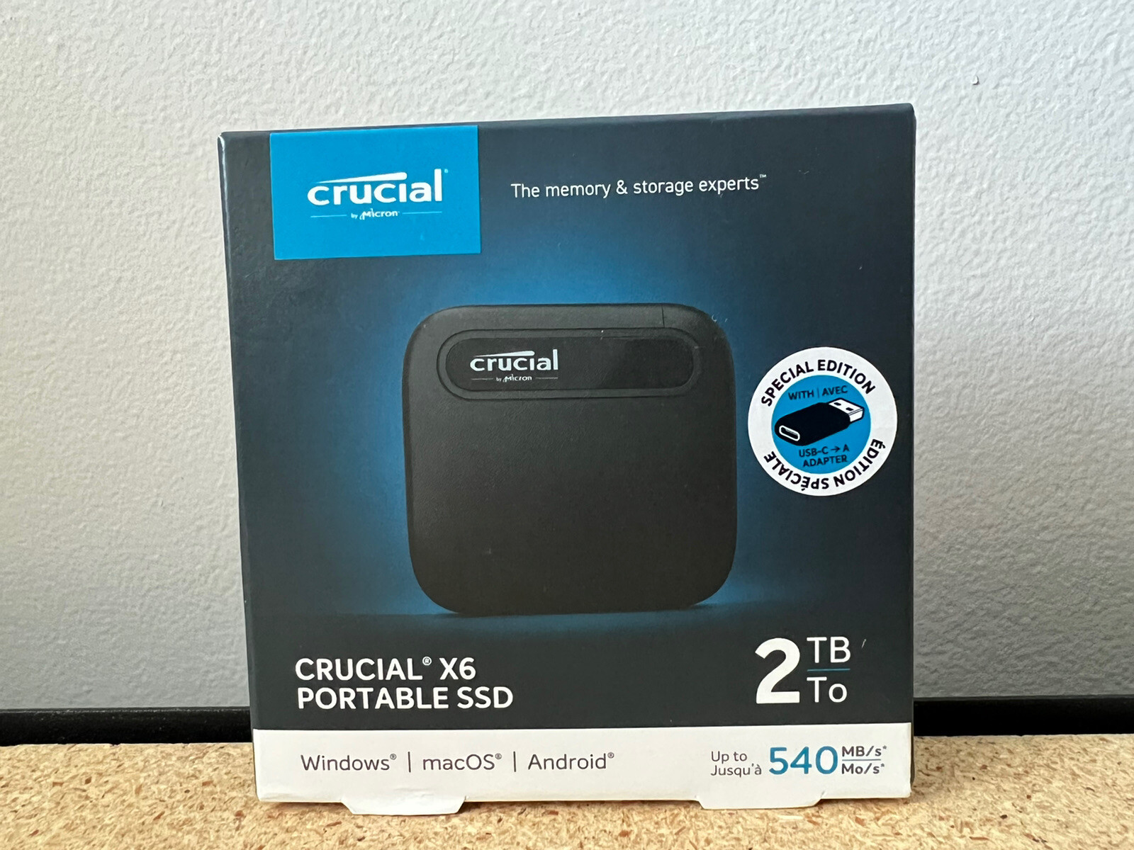 Crucial - X6 SE 2TB External USB-C/USB-A Portable Solid State Drive