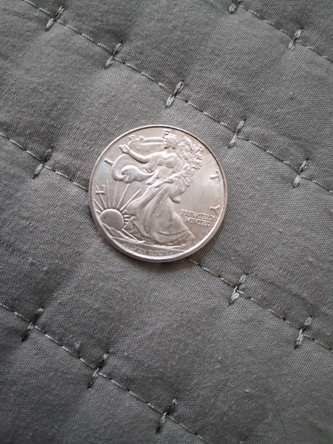 1/4 oz Silver coin Walking Liberty Design Money Metals Exchange private mint