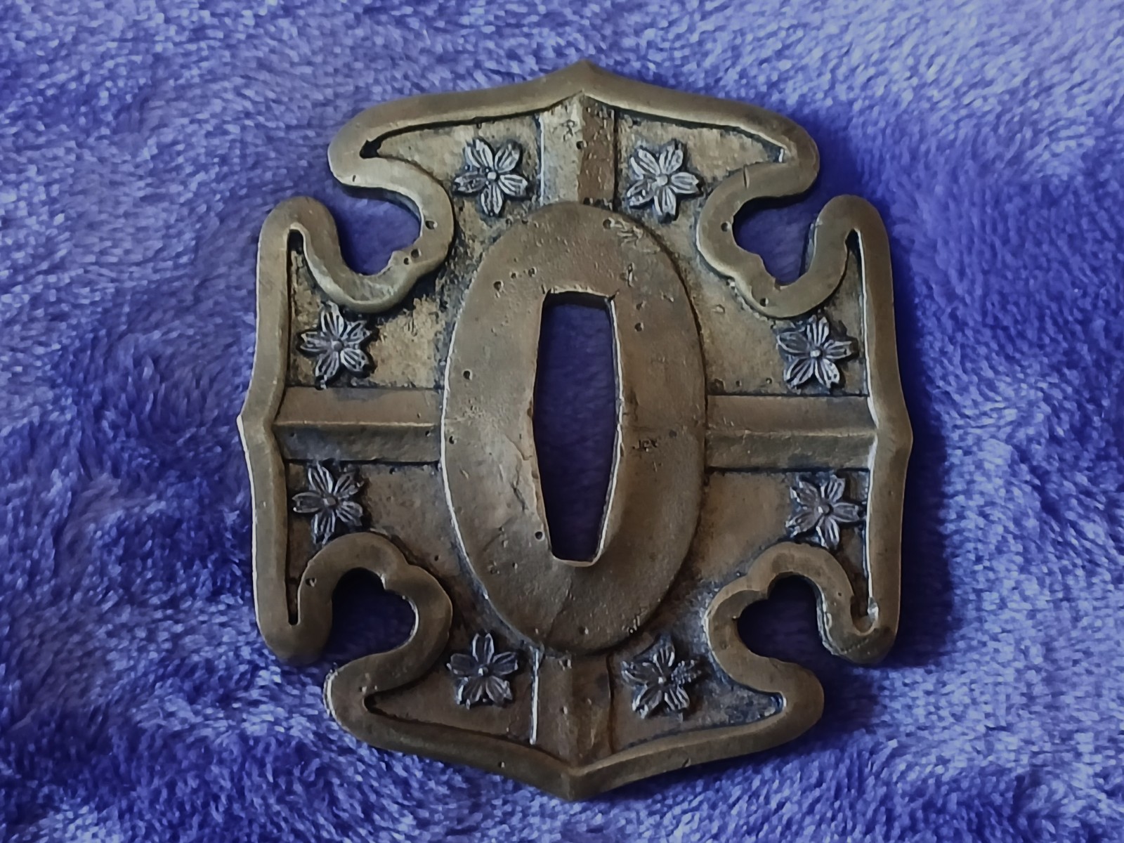 WWII Japanese Ofiicer's Showato Sword Signed "Fukumoto Amahide" with Tachi Tsuka