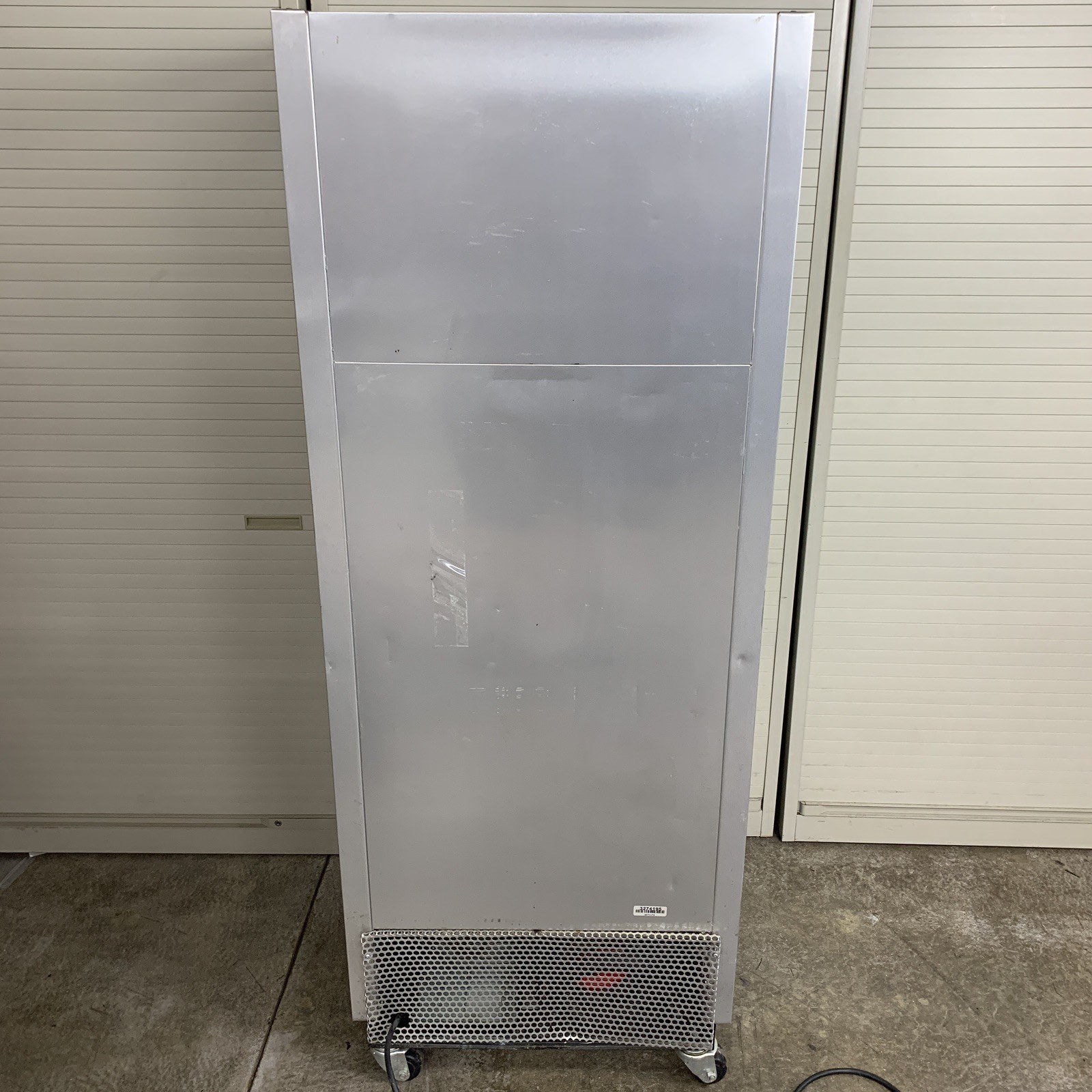 True T-12 Reach In Refrigerator Tested