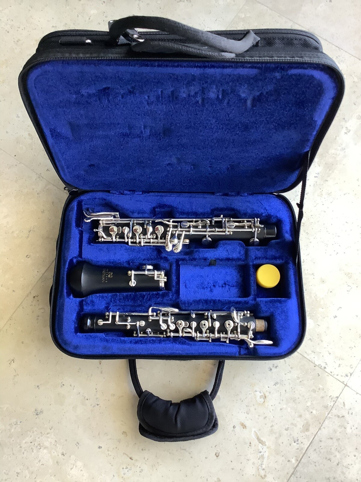 Eastman Intermediate Resin Oboe with Nickel Plated Keys Custom Case Included
