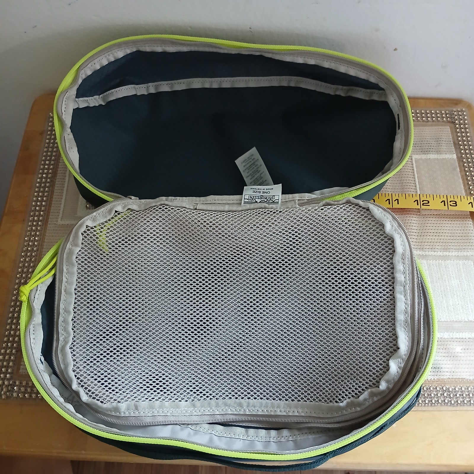 Patagonia Black Hole Packing Cube Travel Organizer Bag Navy Green