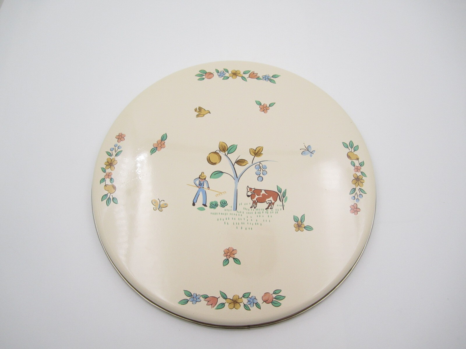 Vtg Farmer Cow Ceramic Stove Top Burner Cover 9 3/4" (Interior) Made in Korea