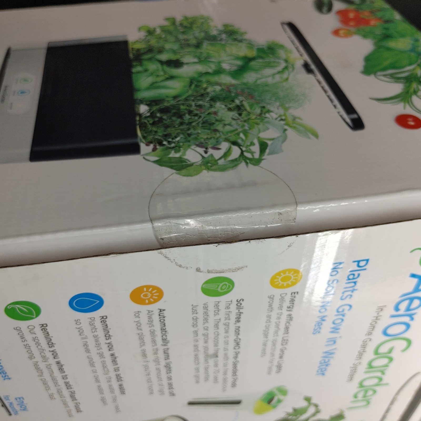 Aerogarden In-Home Garden System Harvest 6 Pods (Opened Box)