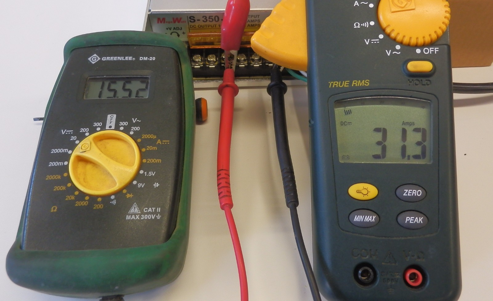 33 Amp 12 Volt DC 13.8V Regulated Power Supply 30A Real MegaWatt®