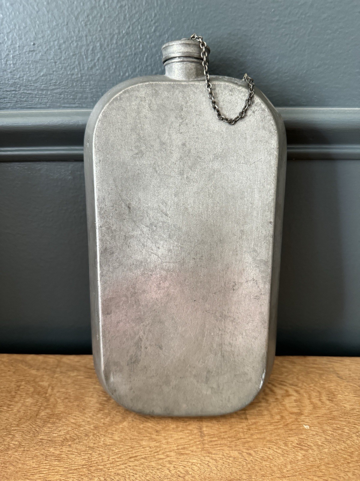 ANTIQUE PEWTER ABERCROMBIE & FITCH 24 OUNCE FLASK|CANTEEN WITH CHAIN