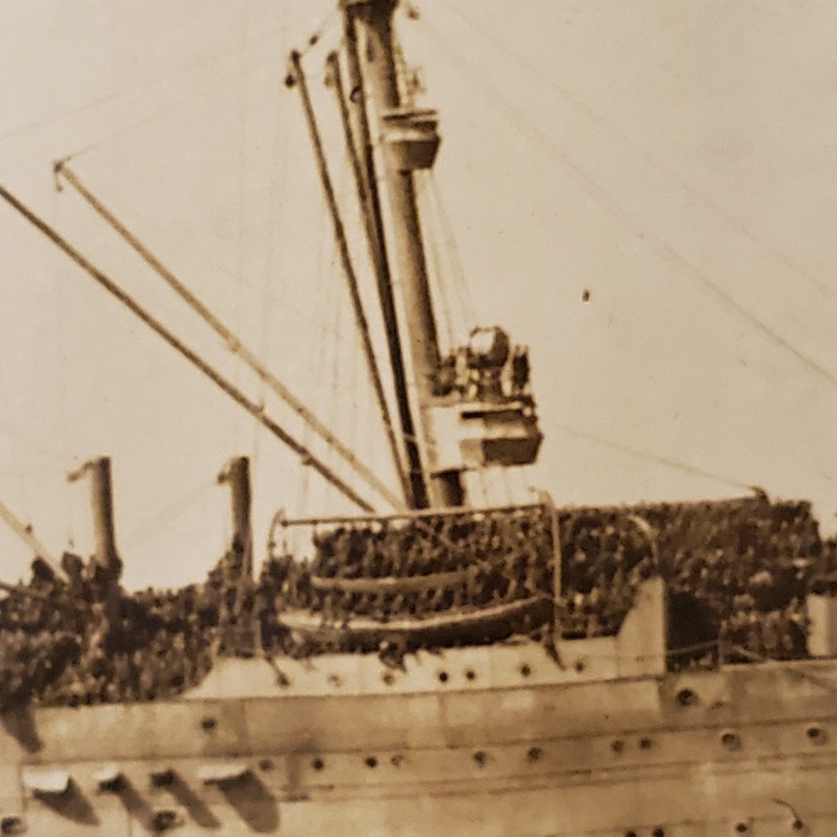 5158----WWI USS Leviathan transport ship photo 19.75 x 12