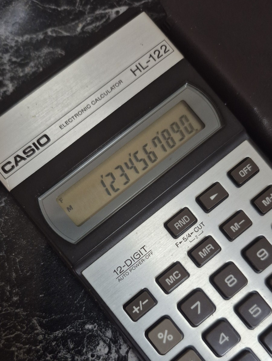 Vintage CASIO Calculator HL-122 12-Digit Battery Powered Tested Made Japan 1986