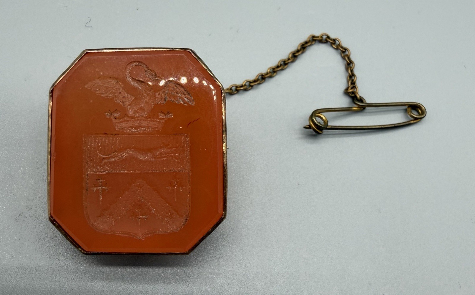Antique Victorian 15k Gold Mounted Carnelian Seal Fob with Family Crest