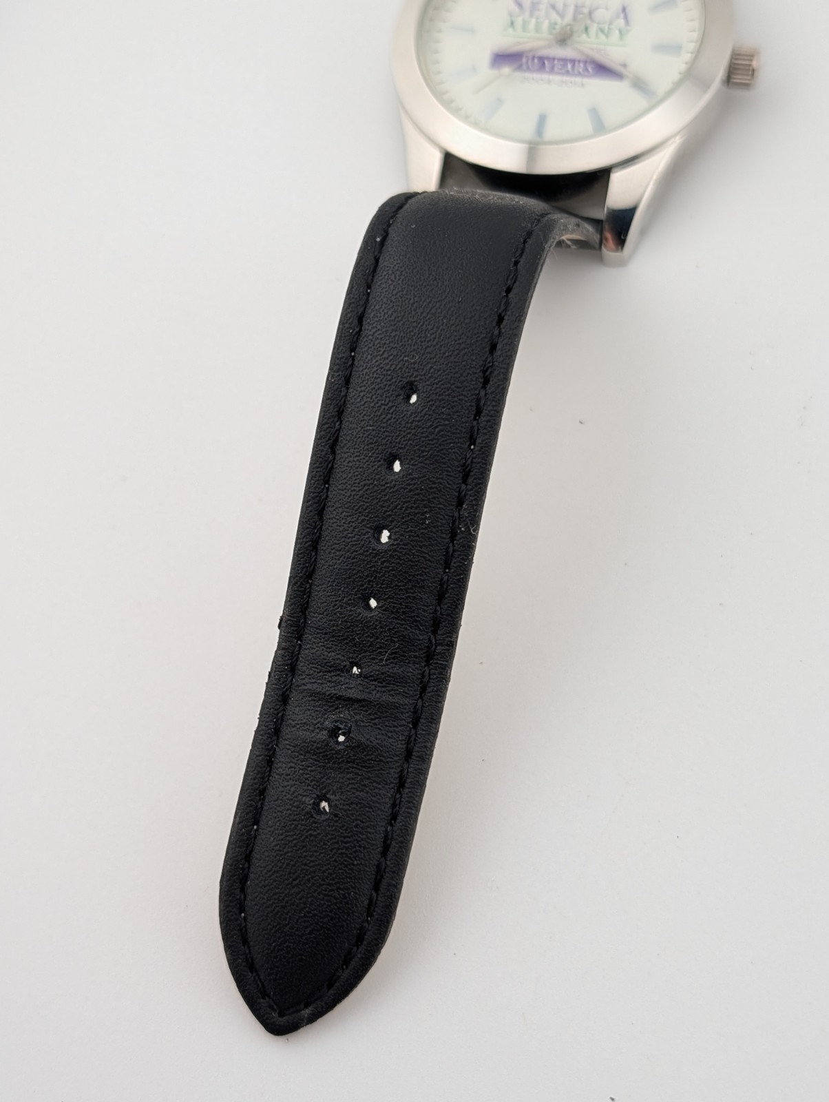 Seneca Allegany Casino Watch 2004-2014 Men Black Leather Band- New Battery